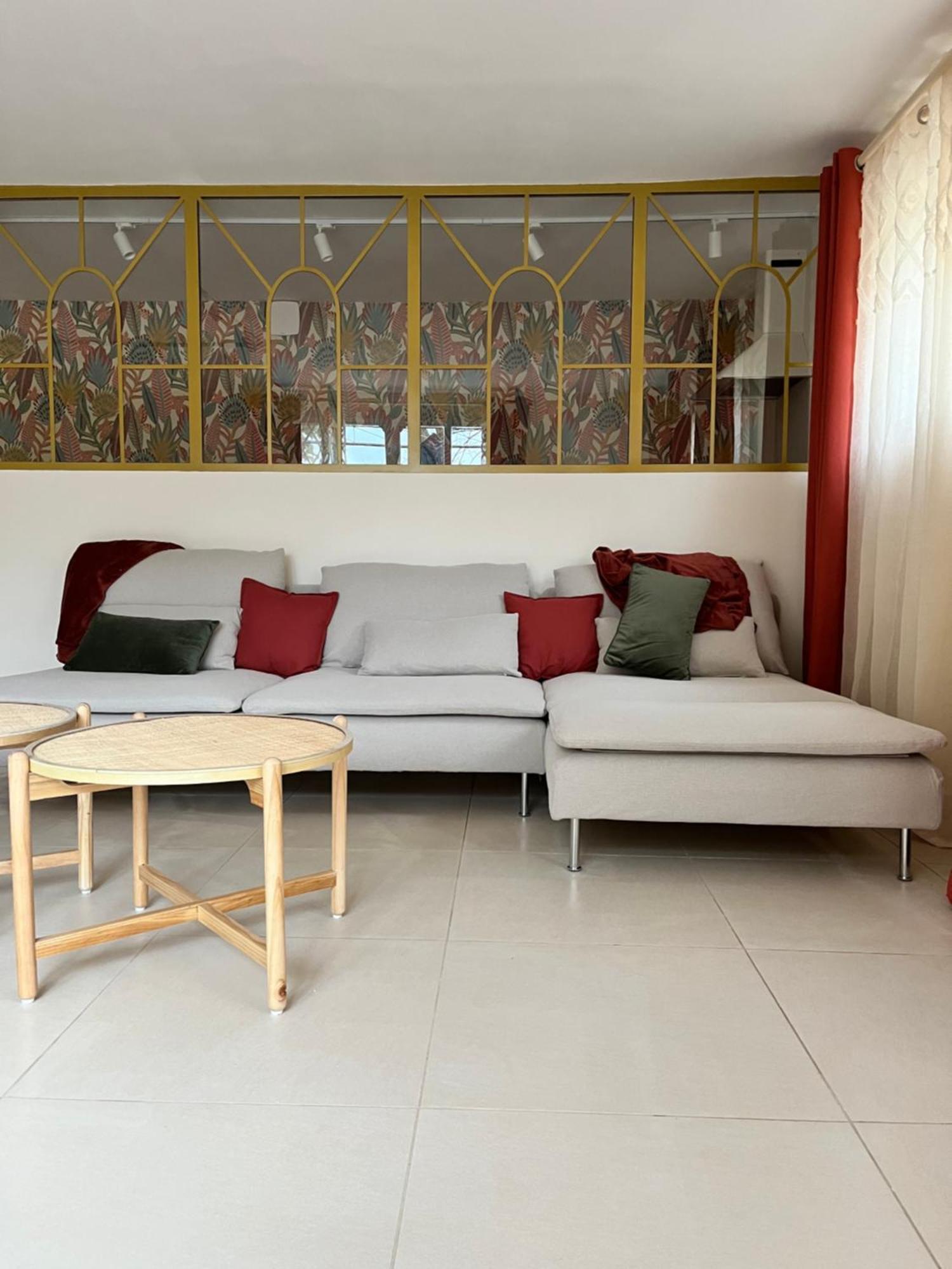 Appartement La Provence Avec Piscine Privative En Campagne à Pernes-les-Fontaines Extérieur photo